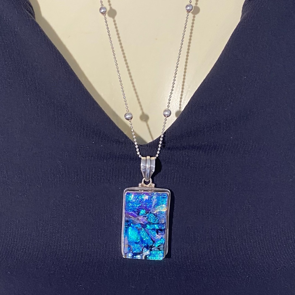 Sterling Silver Pendant & Chain